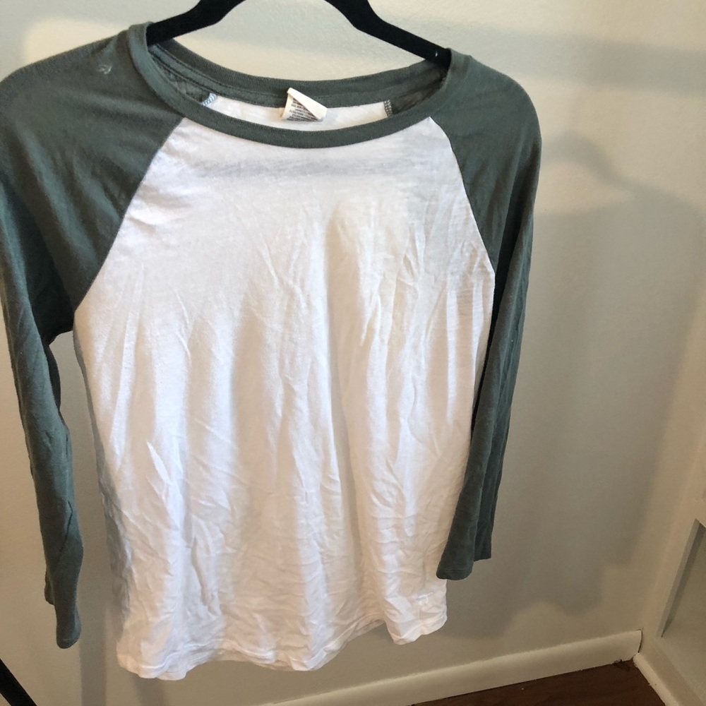 VS PINK quarter sleeve top